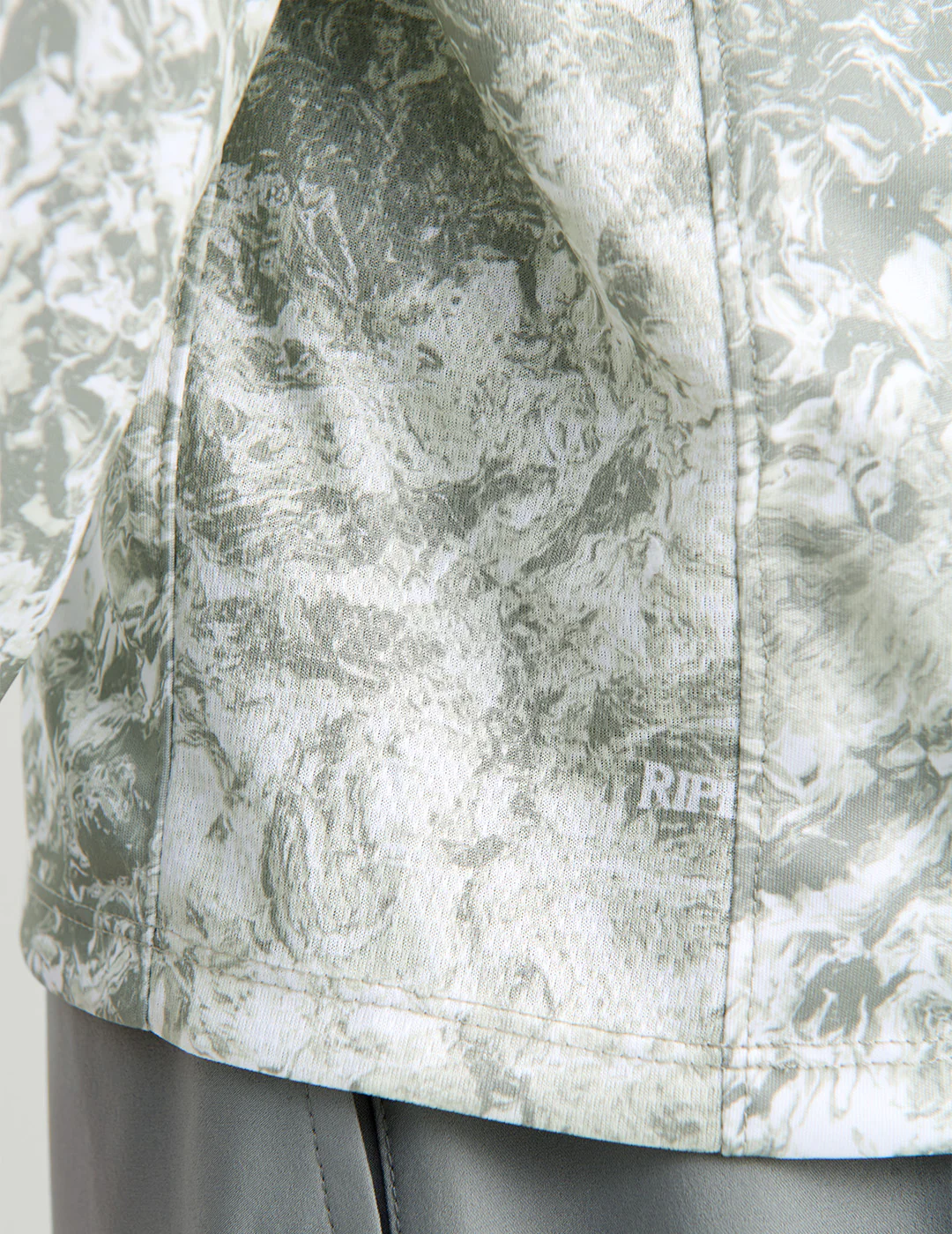 Mossy Oak Pursuit Performance Hoodie - Image 9