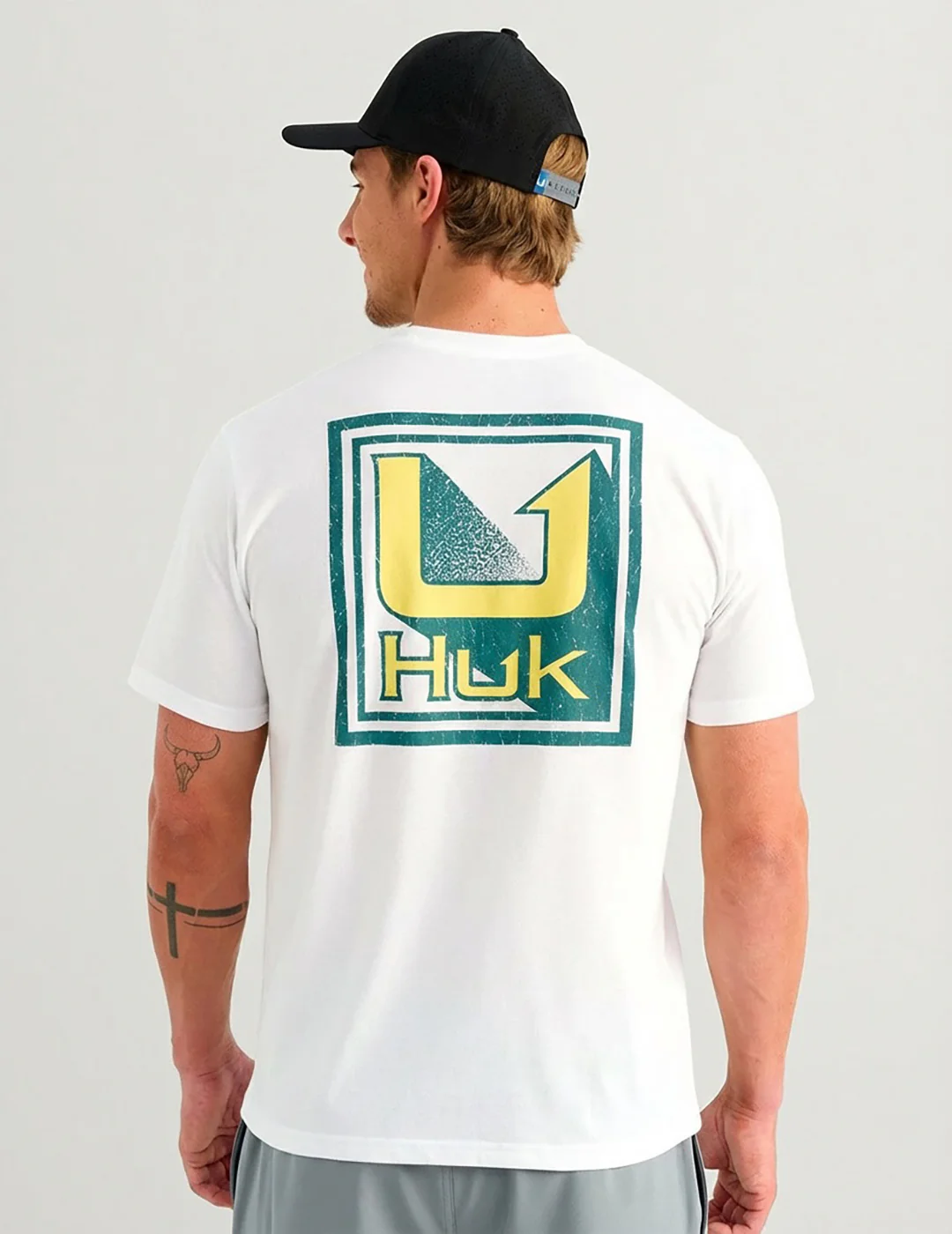 Rising Huk Pocket Tee